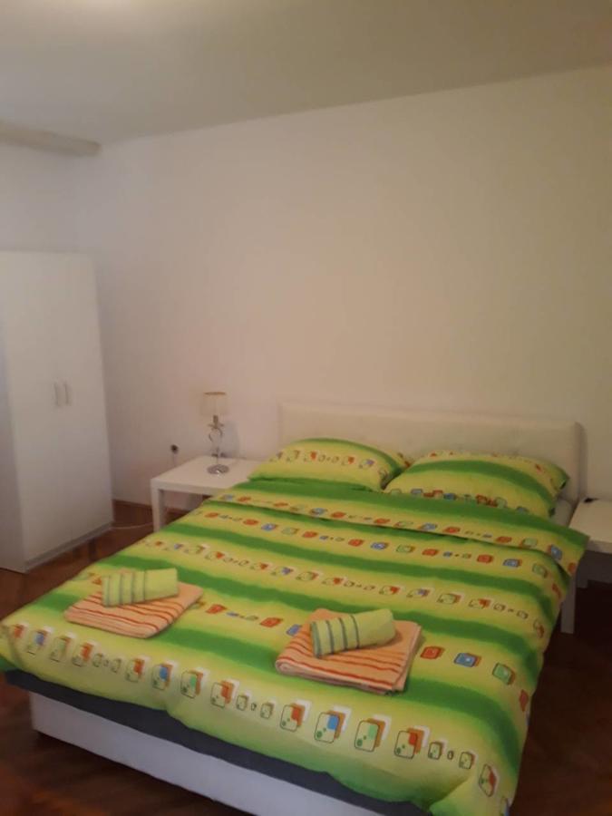 Hostel Corner 021 Novi Sad Dış mekan fotoğraf
