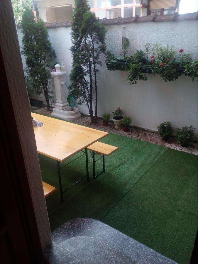 Hostel Corner 021 Novi Sad Dış mekan fotoğraf