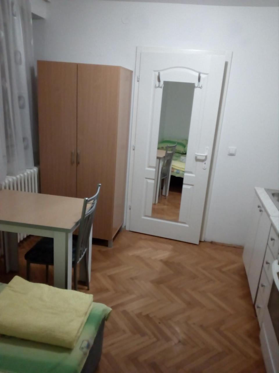 Hostel Corner 021 Novi Sad Dış mekan fotoğraf