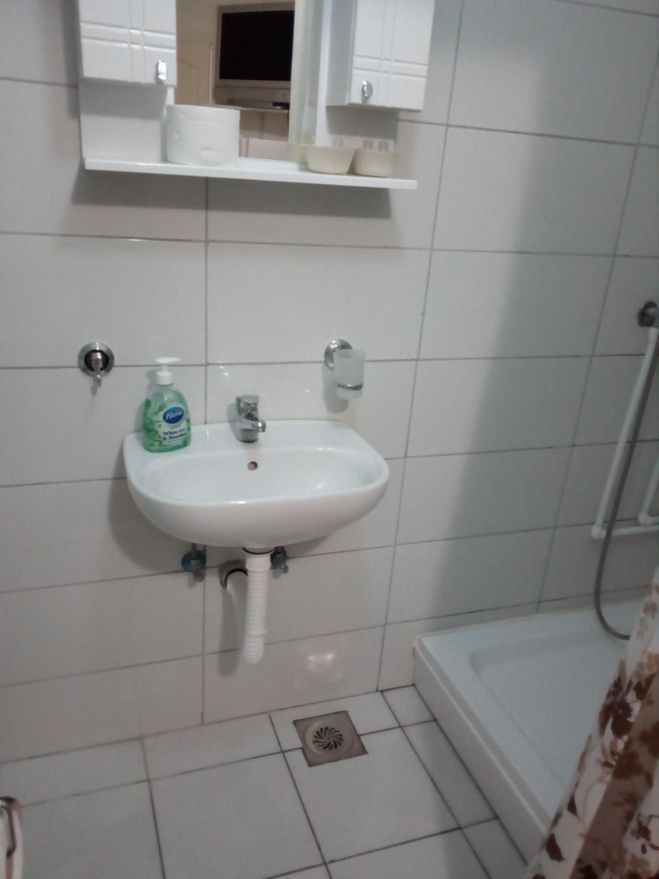 Hostel Corner 021 Novi Sad Dış mekan fotoğraf