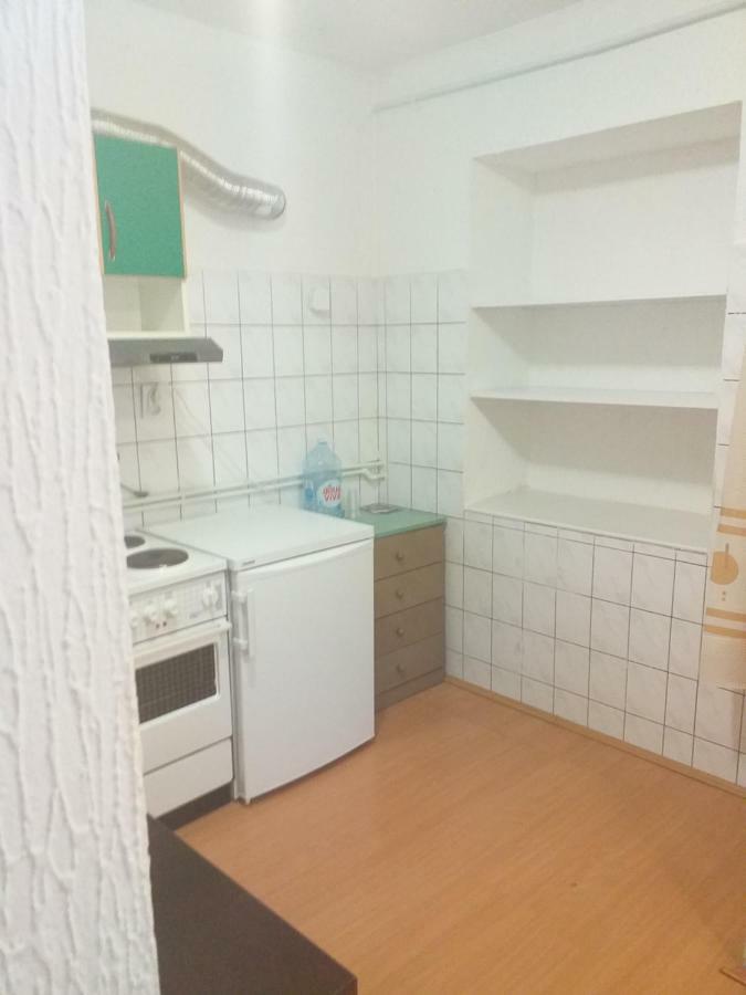 Hostel Corner 021 Novi Sad Dış mekan fotoğraf
